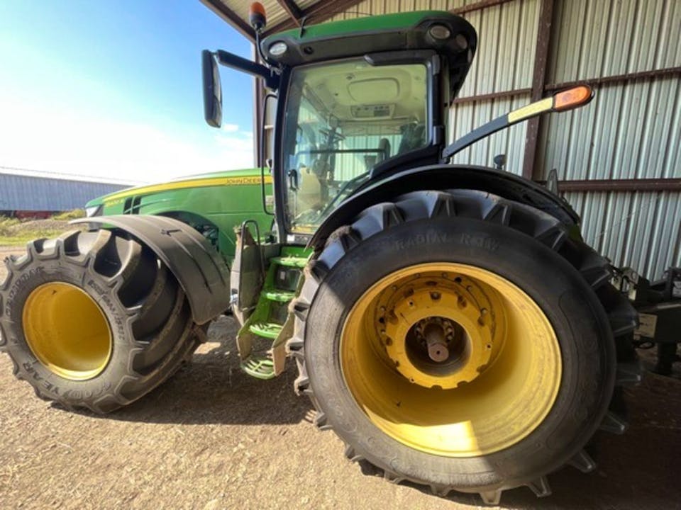 John Deere 8400R