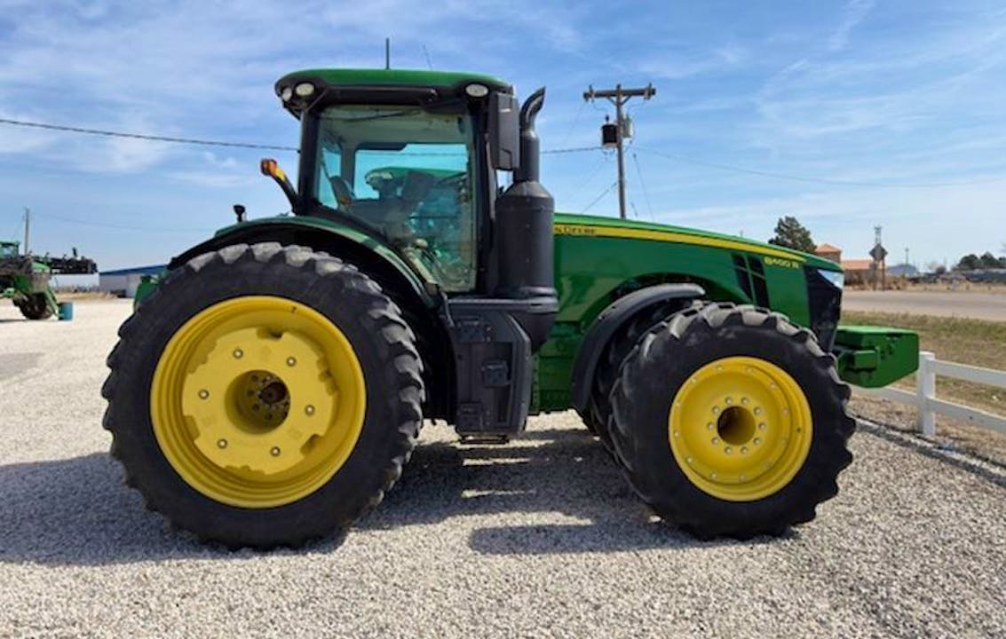 John Deere 8400R