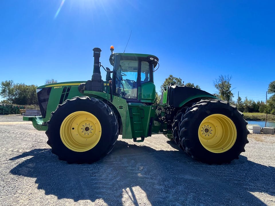 John Deere 9520R