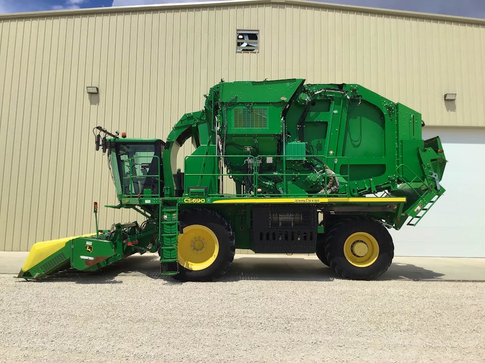 John Deere CS690