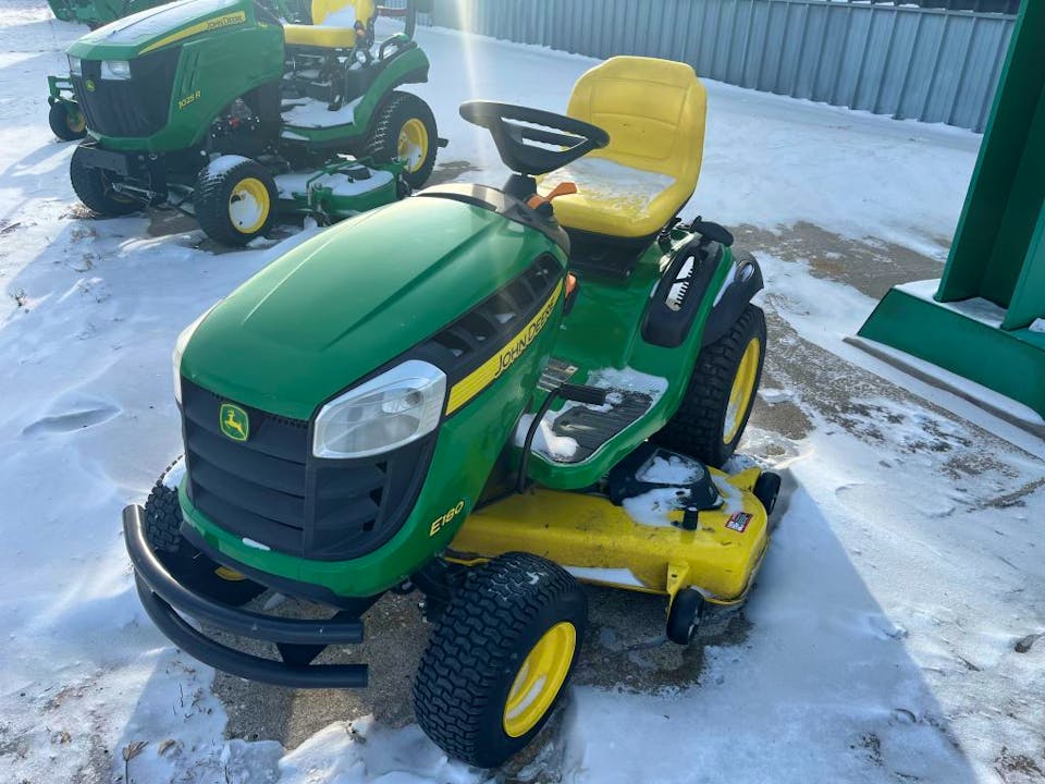 John Deere E180