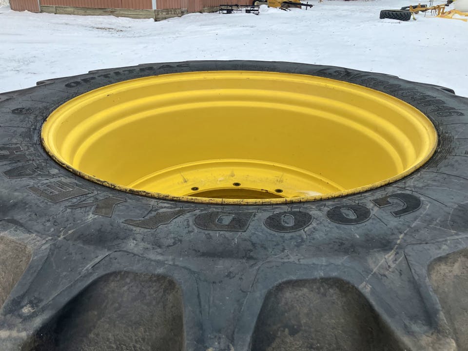 John Deere Float Tires