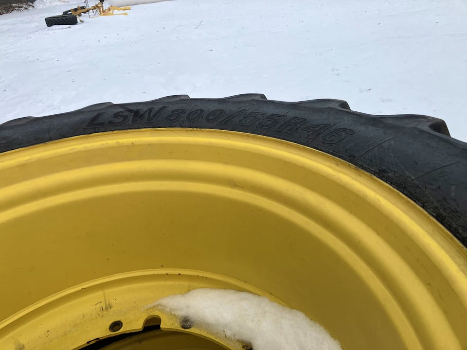 John Deere Float Tires