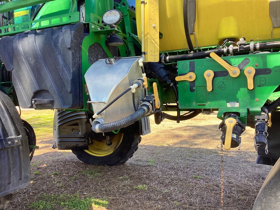 John Deere R4030