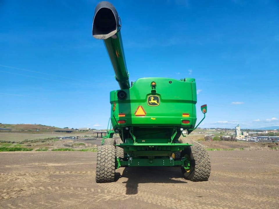 John Deere S780