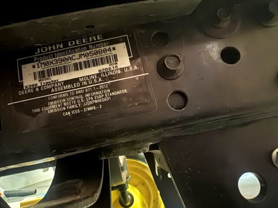 John Deere X390