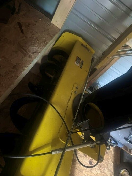 John Deere X390