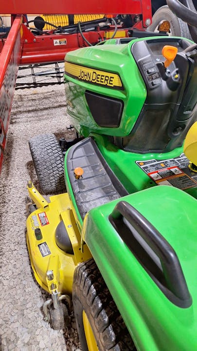 John Deere X730
