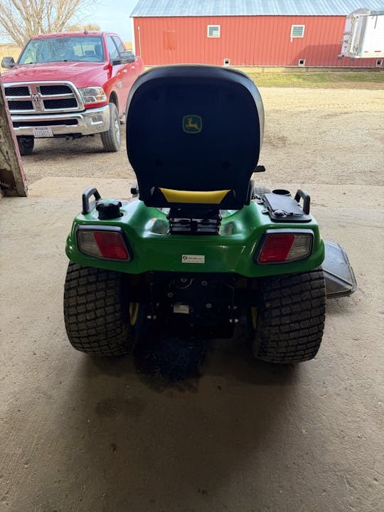 John Deere X750