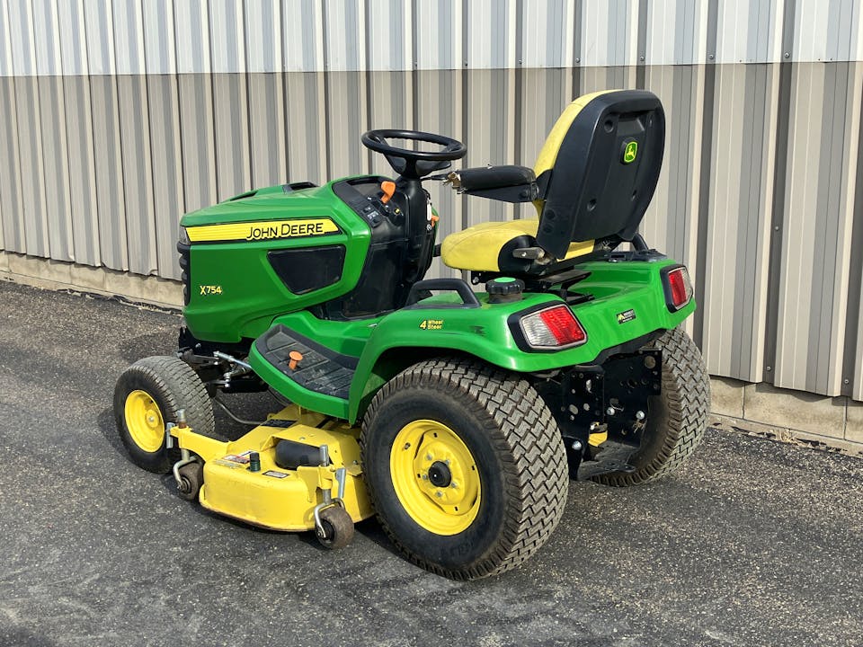 John Deere X754
