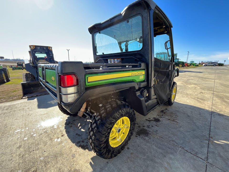 John Deere XUV835M