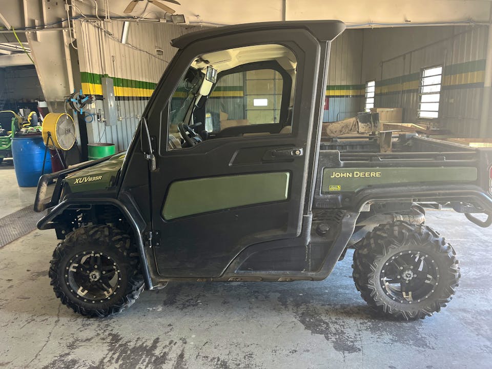 John Deere XUV835R