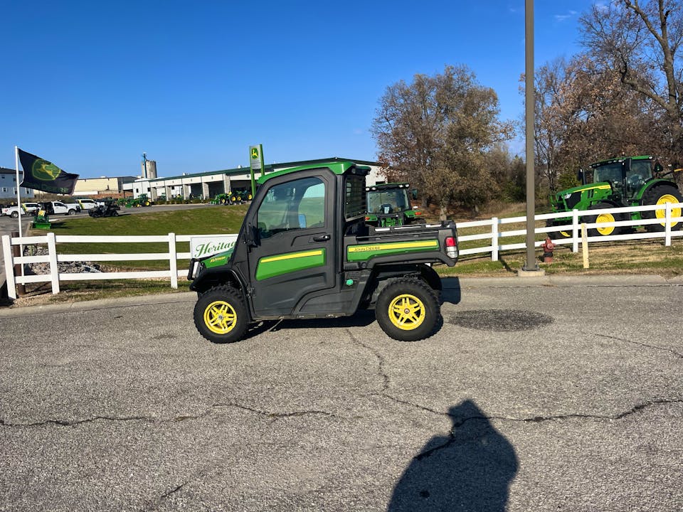 John Deere XUV865R