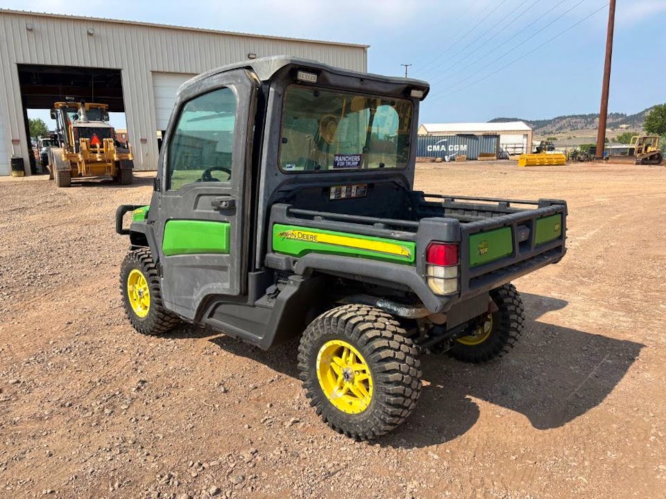 John Deere XUV835M