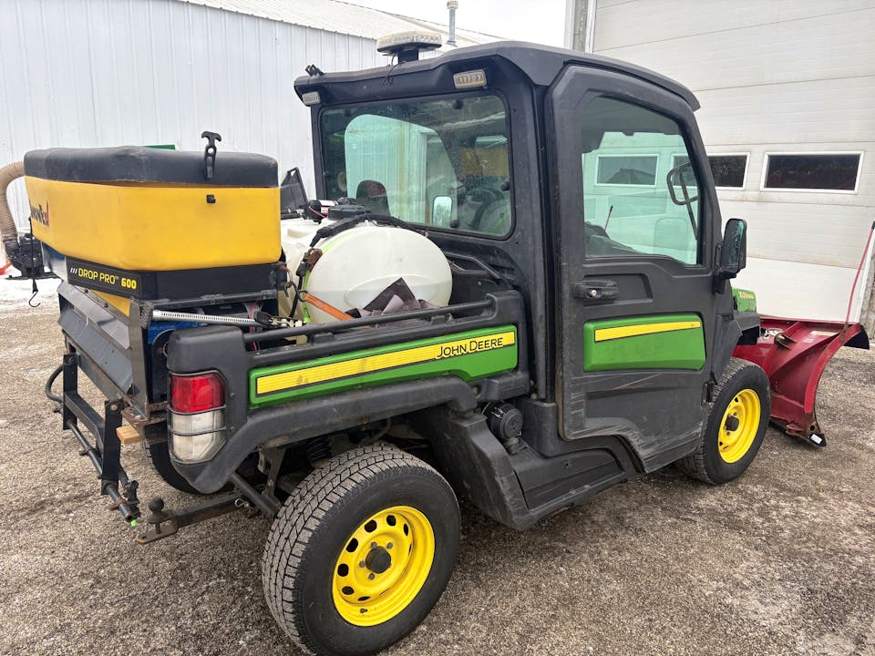 John Deere XUV865M Diesel HVAC Cab