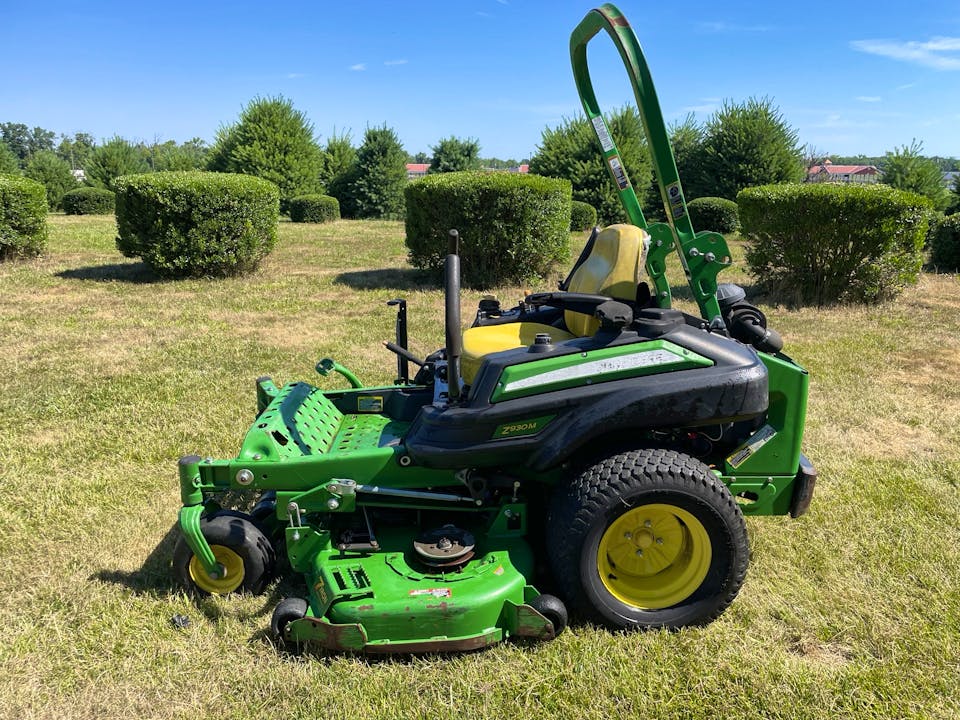John Deere Z930M