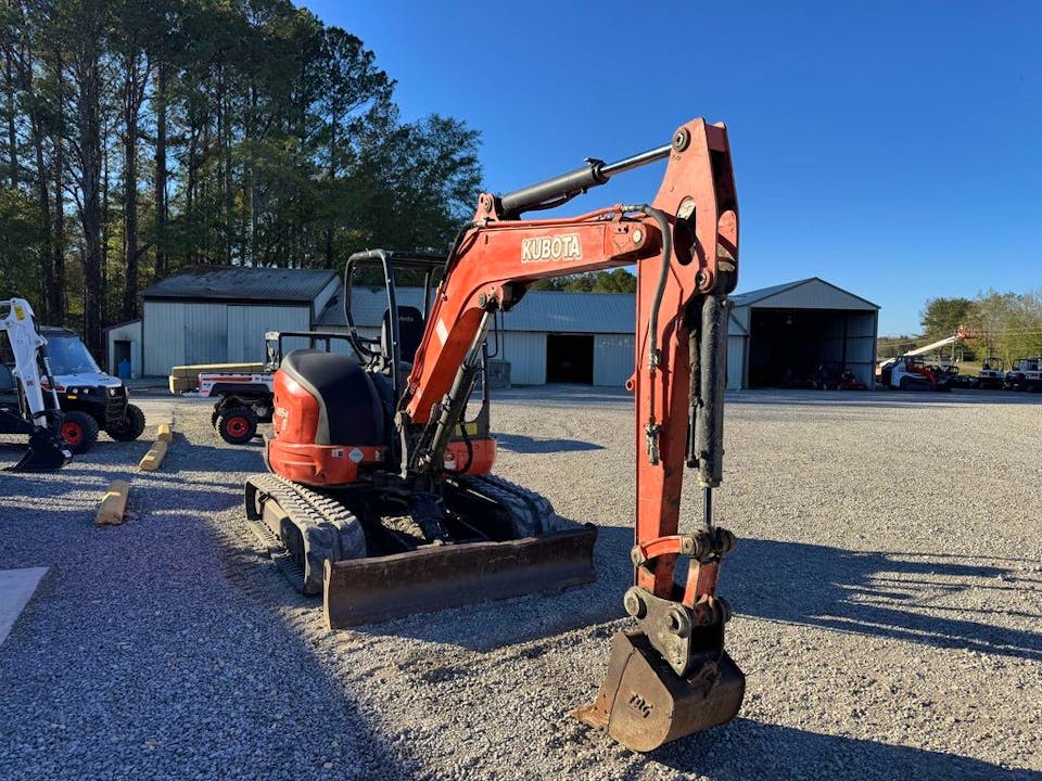 Kubota U55-4