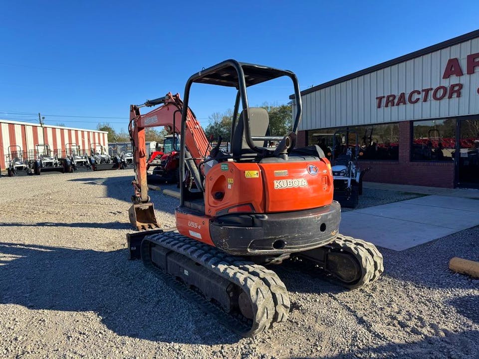 Kubota U55-4