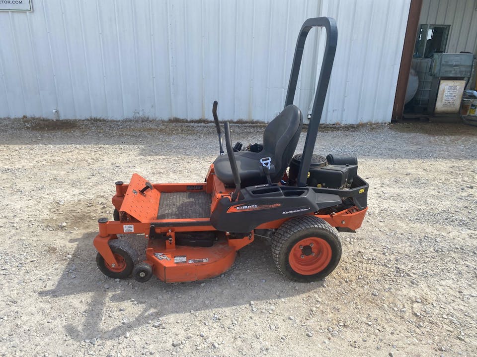Kubota Z122R