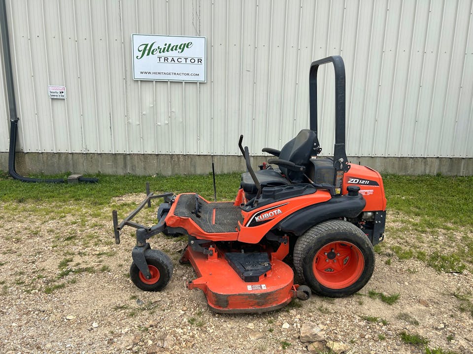 Kubota ZD1211