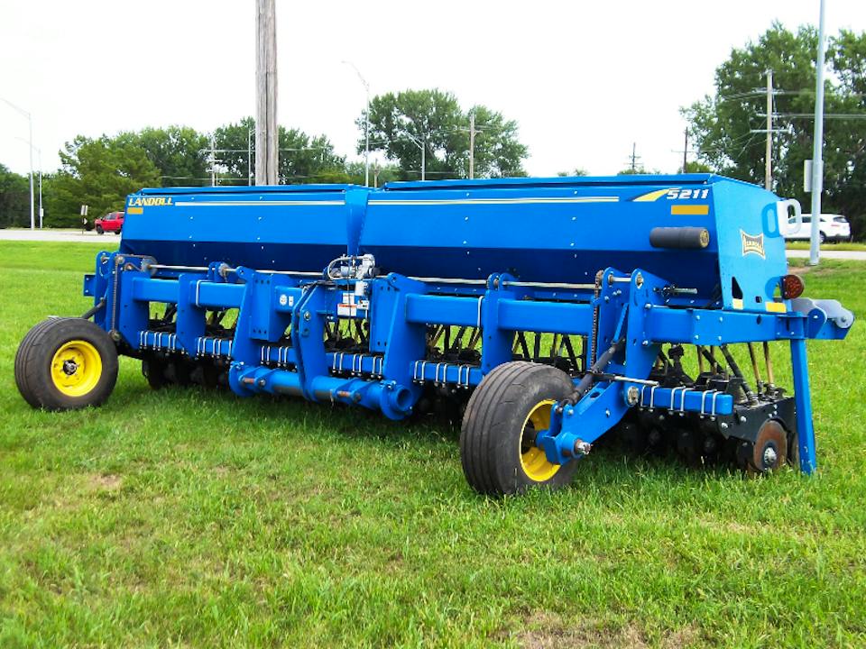 LANDOLL CORPORATION 5211