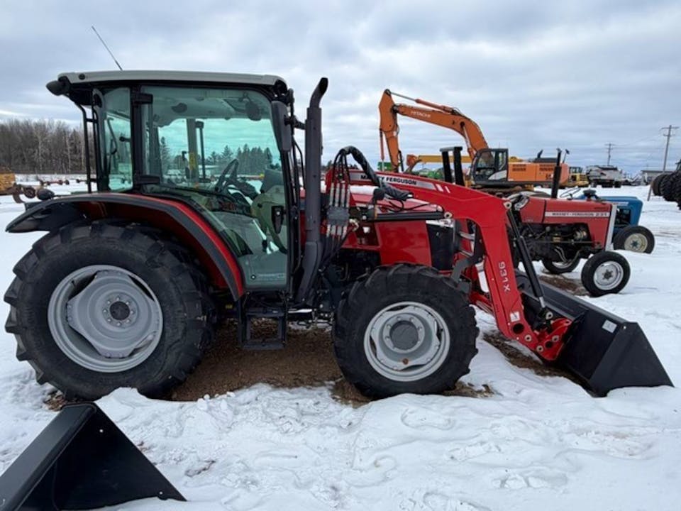 Massey Ferguson 4707