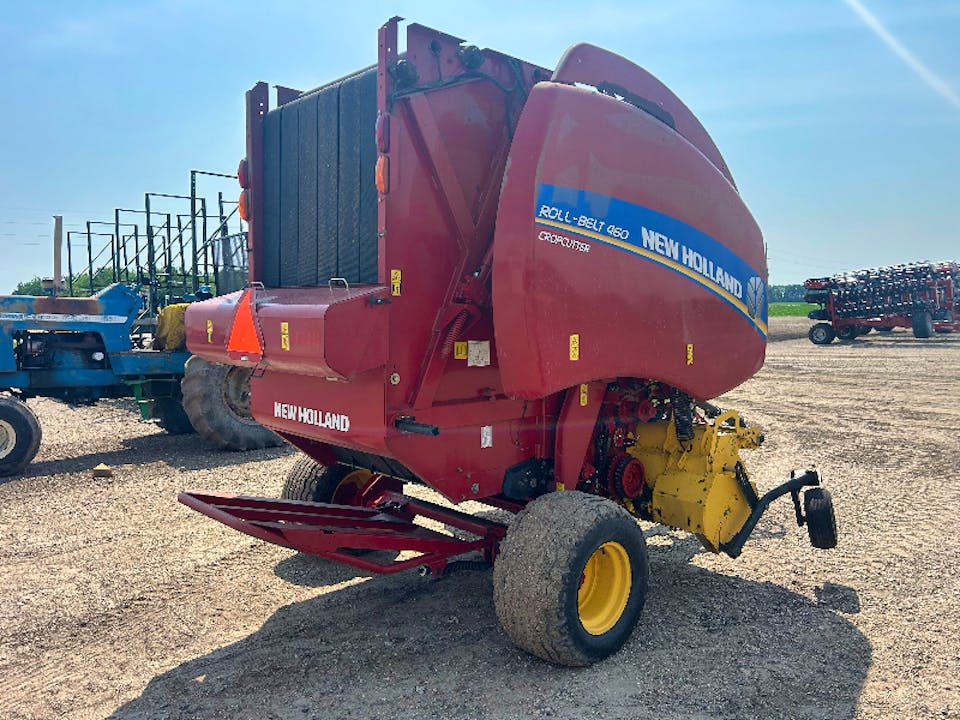 New Holland RB460