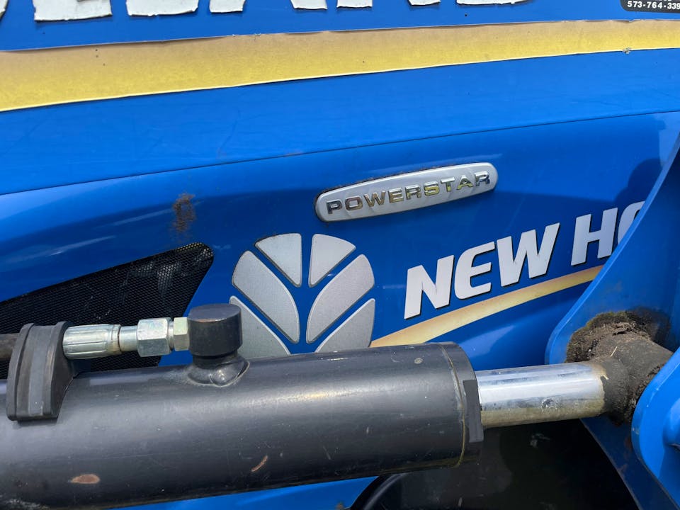 New Holland PowerStar 75