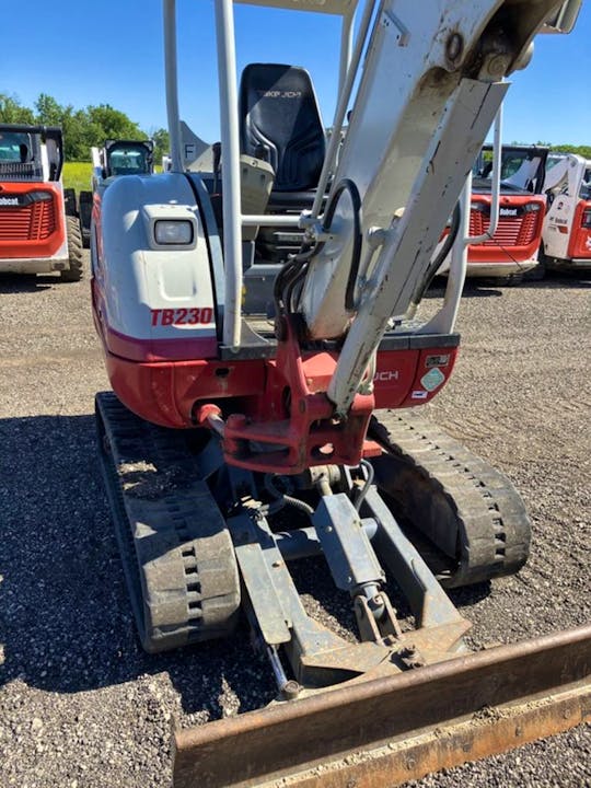 TAKEUCHI TB230