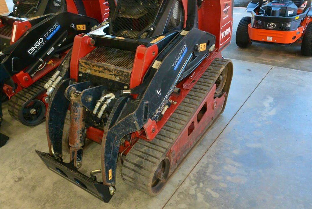 TORO DINGO TX1000W