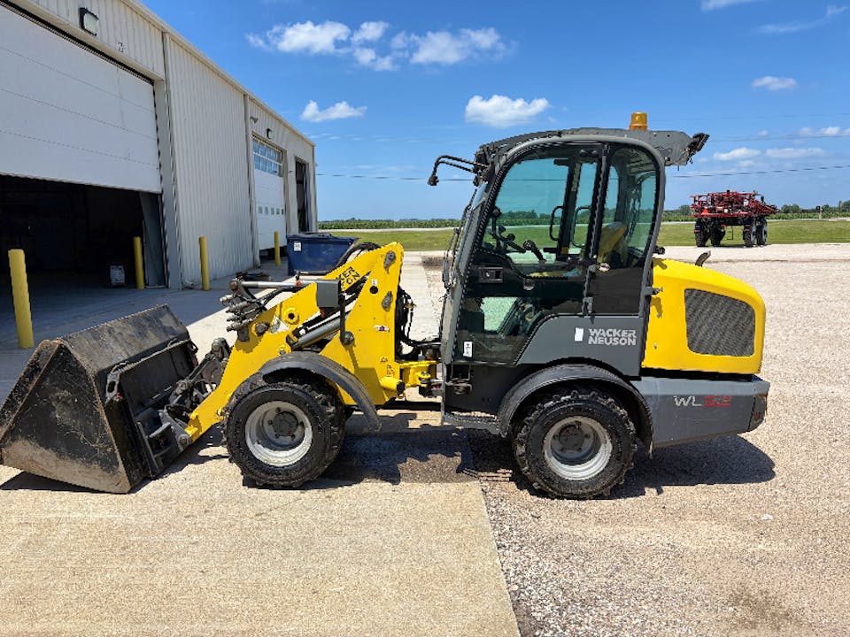 WACKER NEUSON WL32