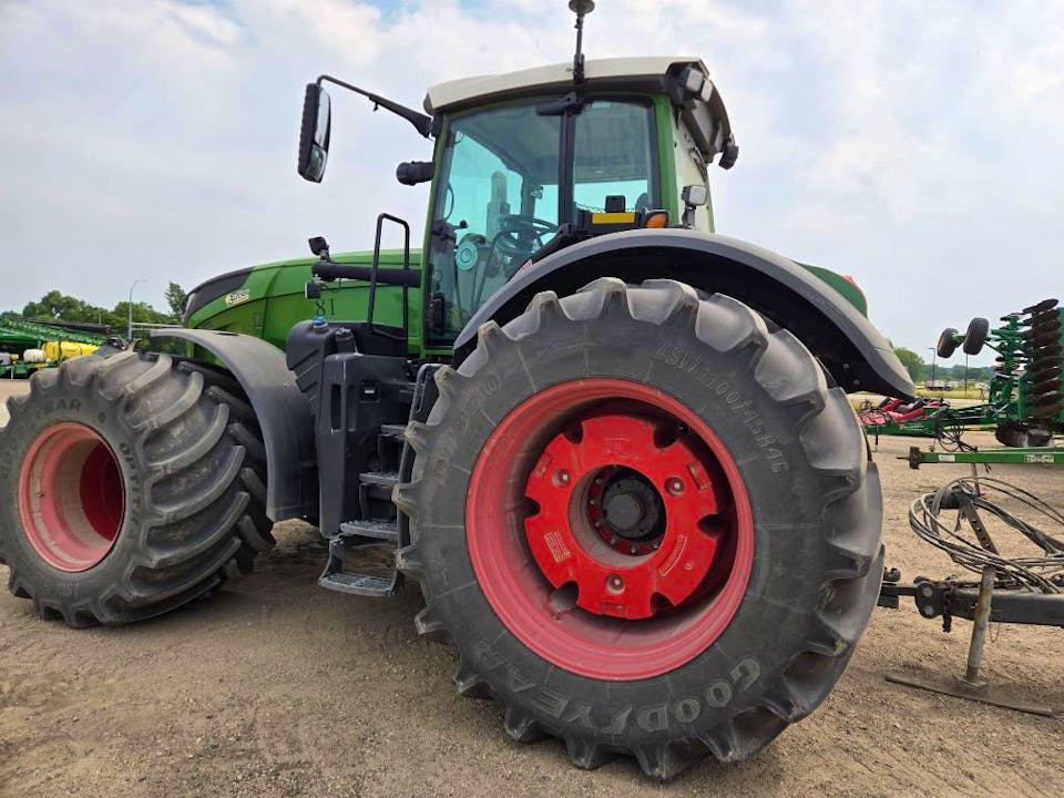 Agco 1042