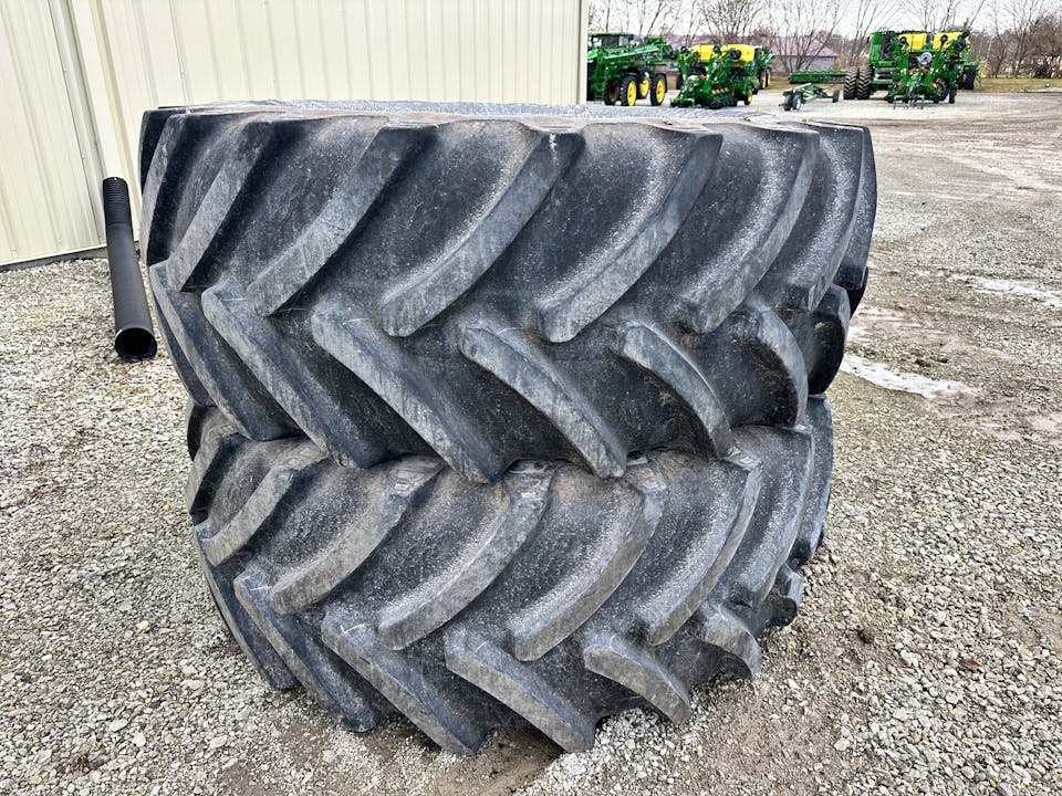 Alliance 650/65R38