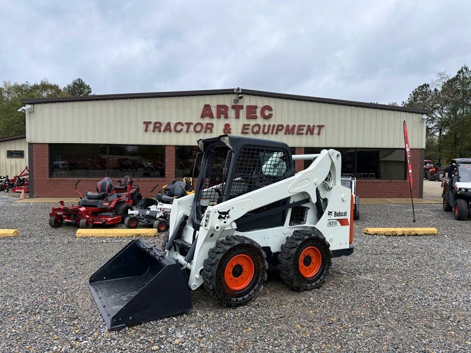 BOBCAT S570