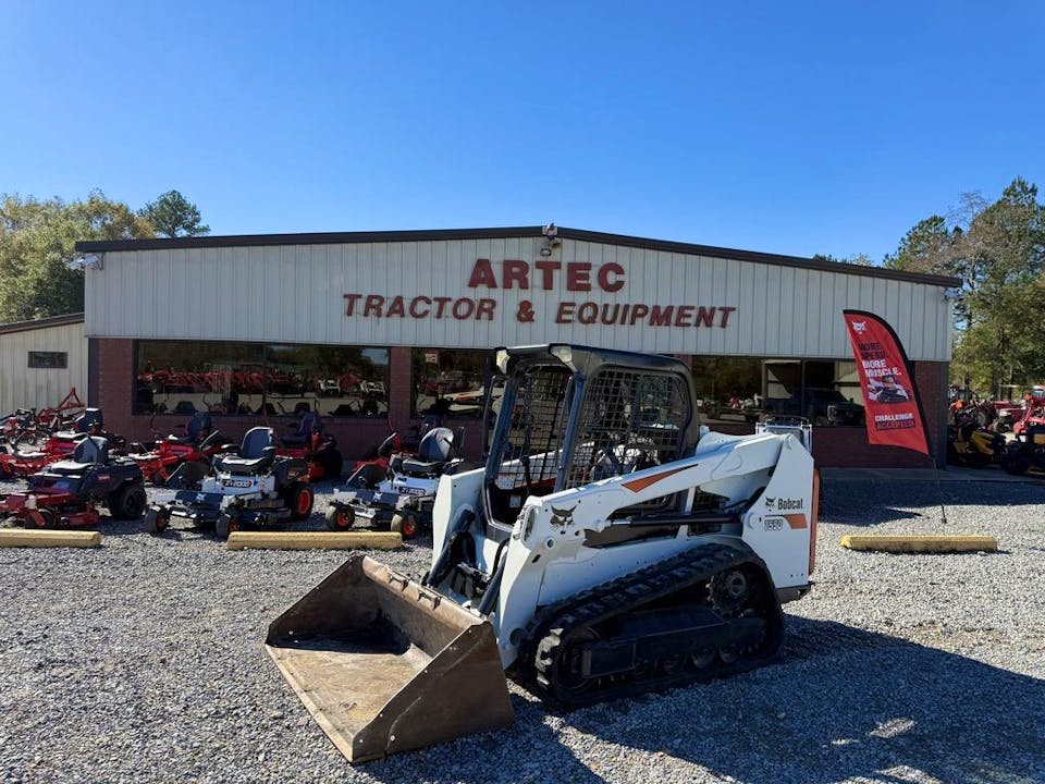 2019-bobcat-t550-090739