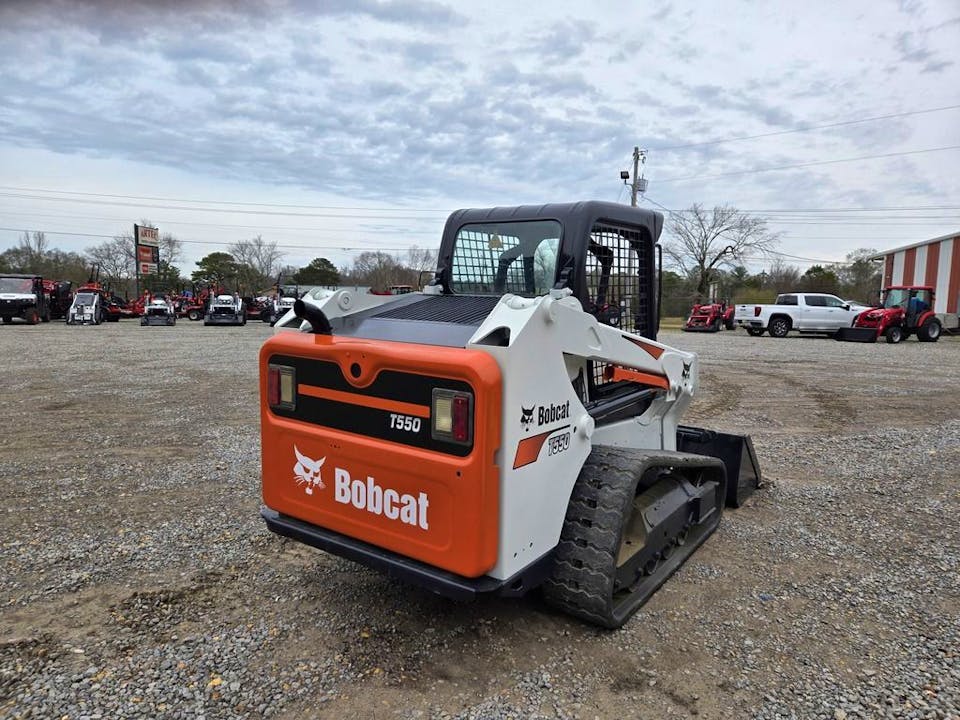 Bobcat T550