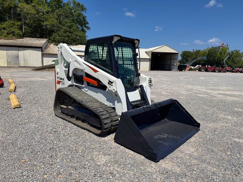 Bobcat T740