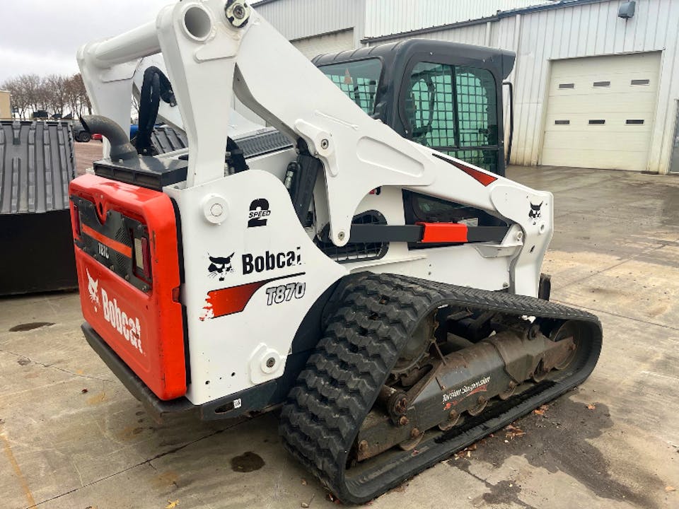 Bobcat T870
