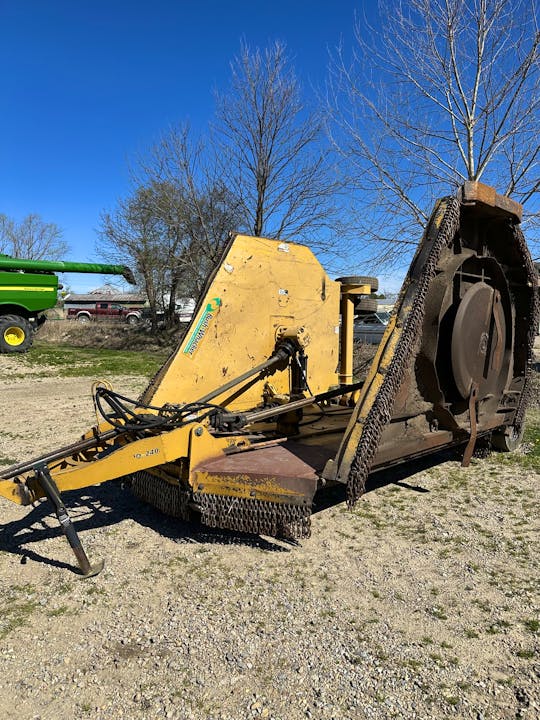 BUSH-WHACKER 19HD240