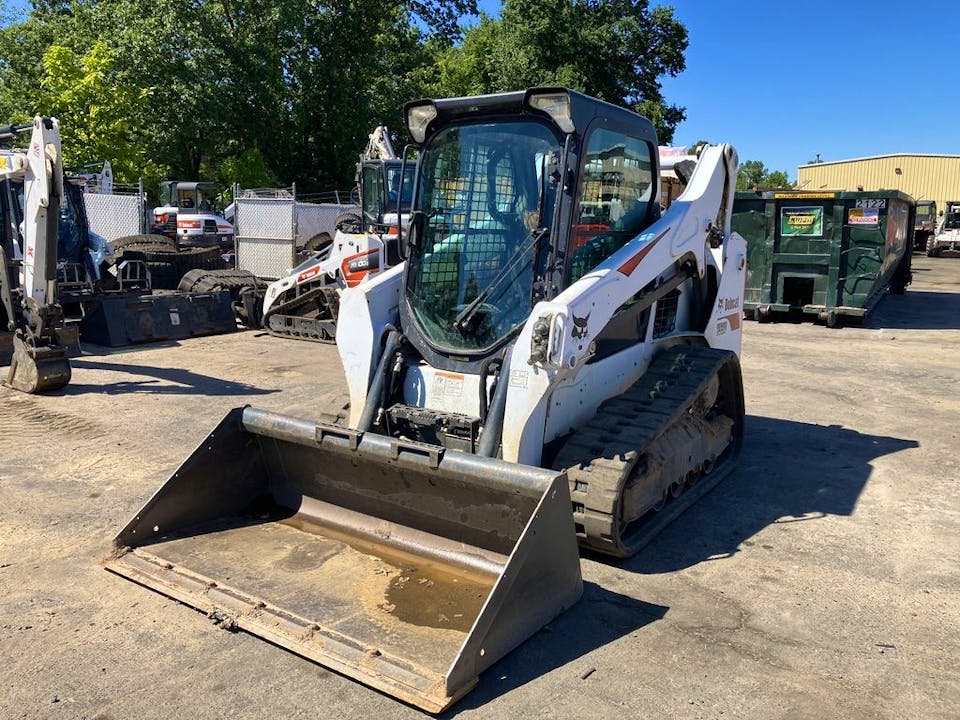 Bobcat T590