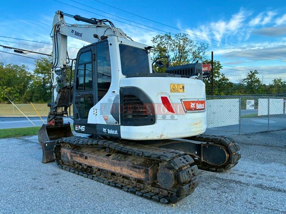Bobcat E145