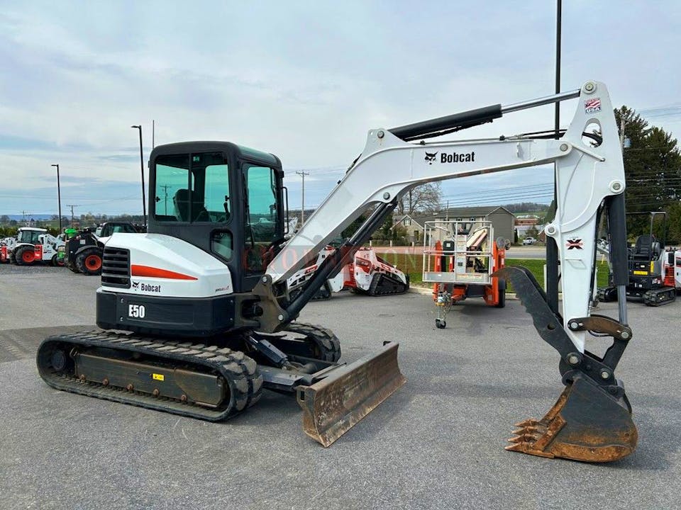 Bobcat E50