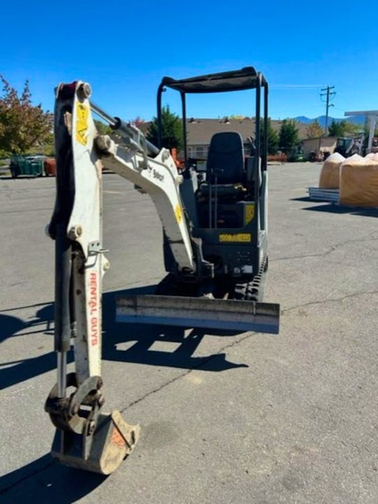 Bobcat E20
