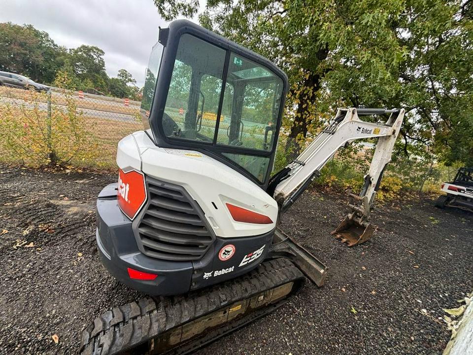 Bobcat E35