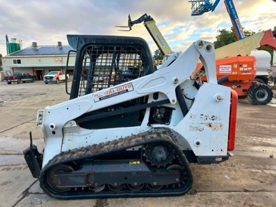 Bobcat T590