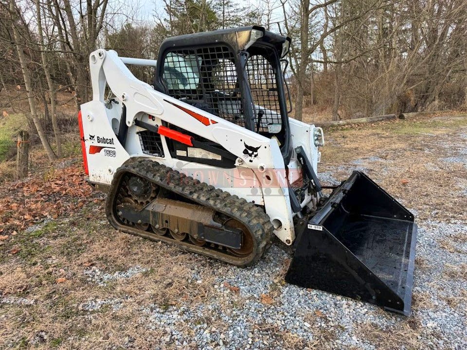 Bobcat T590