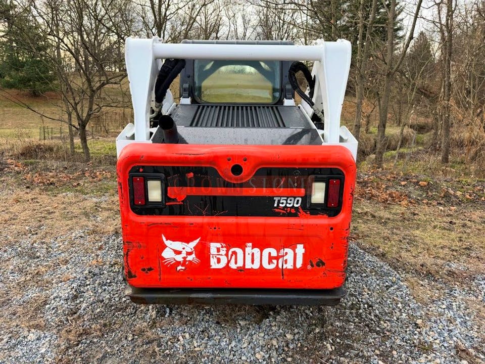 Bobcat T590
