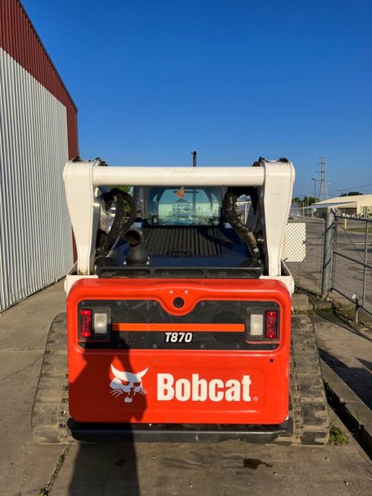 Bobcat T870