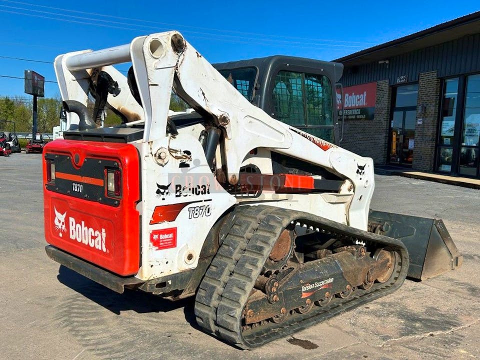 Bobcat T870