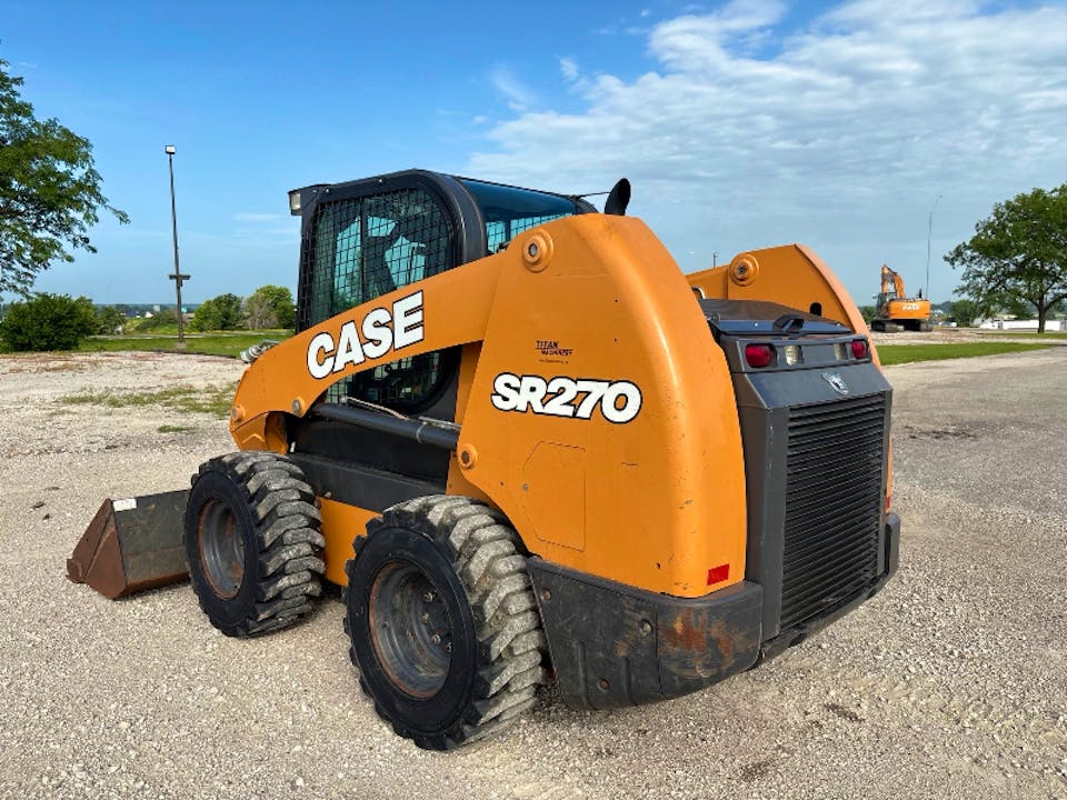 Case SR270